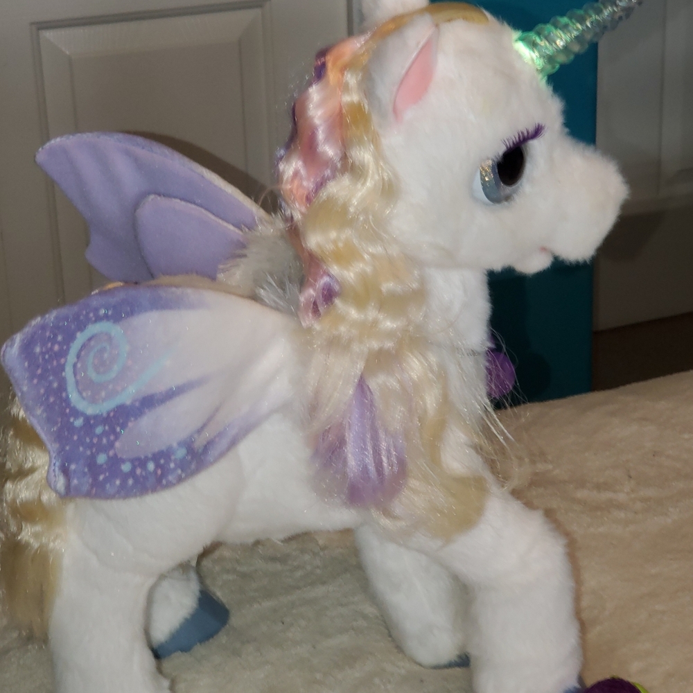 Starlilly Fur real Friend Unicorn
